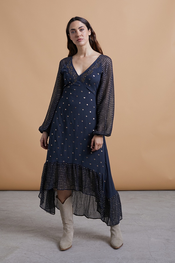 VESTIDO CORTO CON BORDADOS ABALORIOS NKN